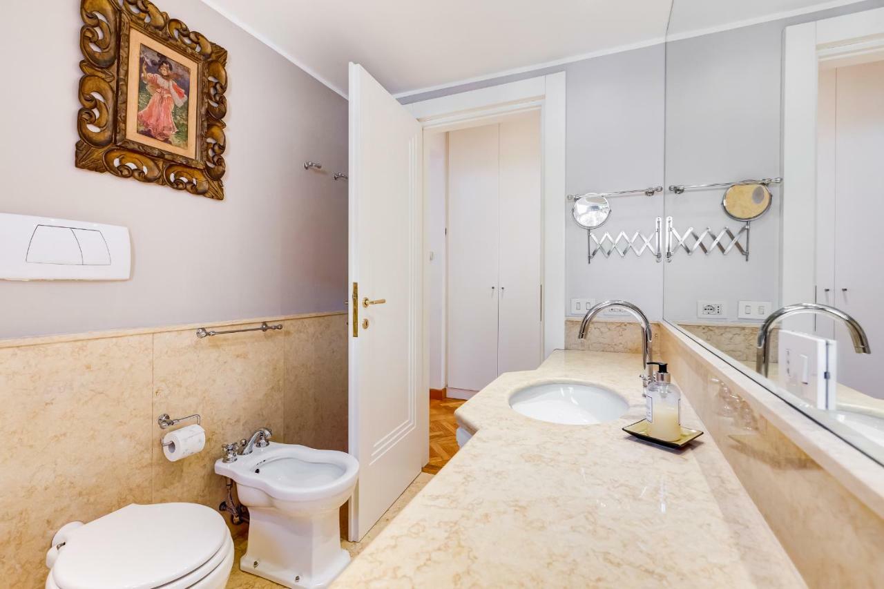 Colosseum Terrace Apartment Rzym Zewnętrze zdjęcie