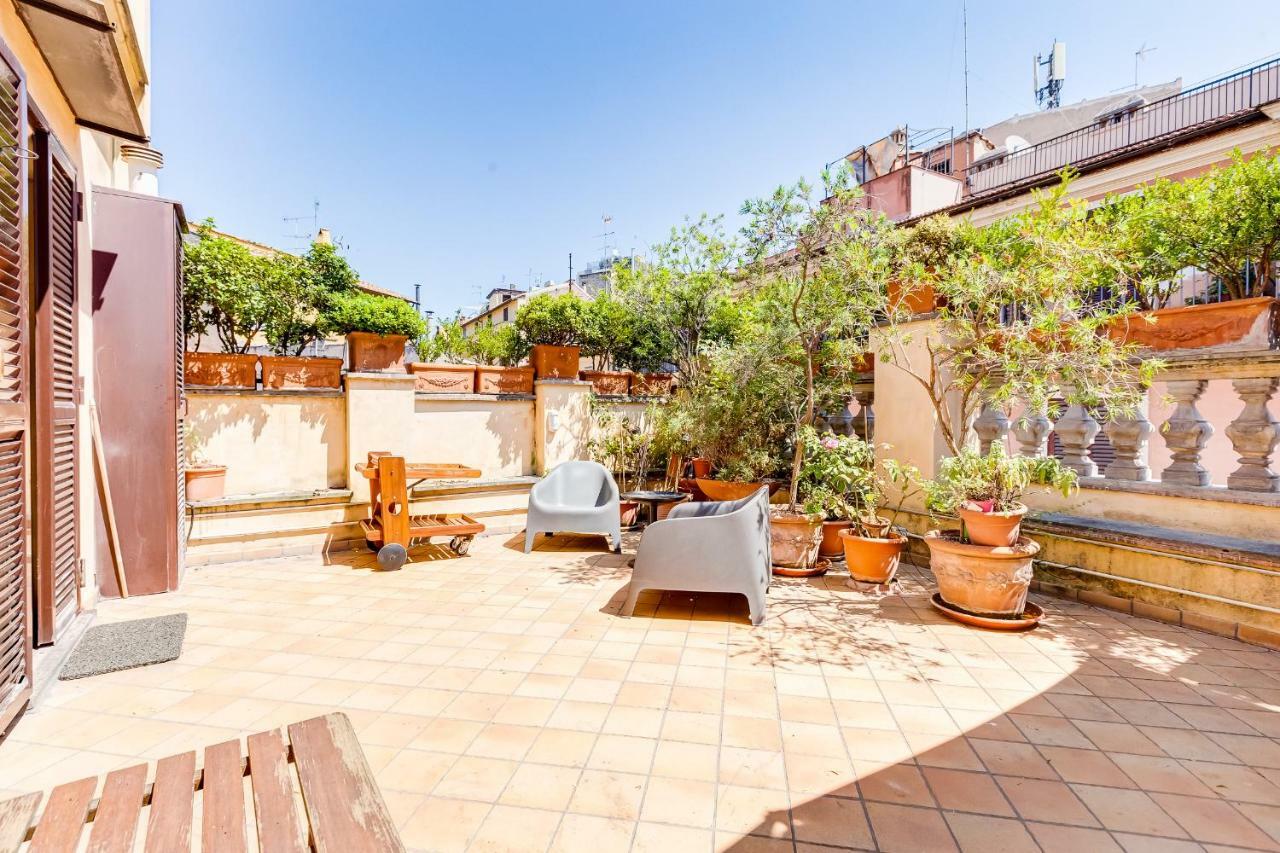 Colosseum Terrace Apartment Rzym Zewnętrze zdjęcie